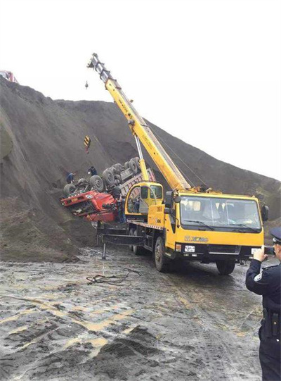 巧家上犹道路救援